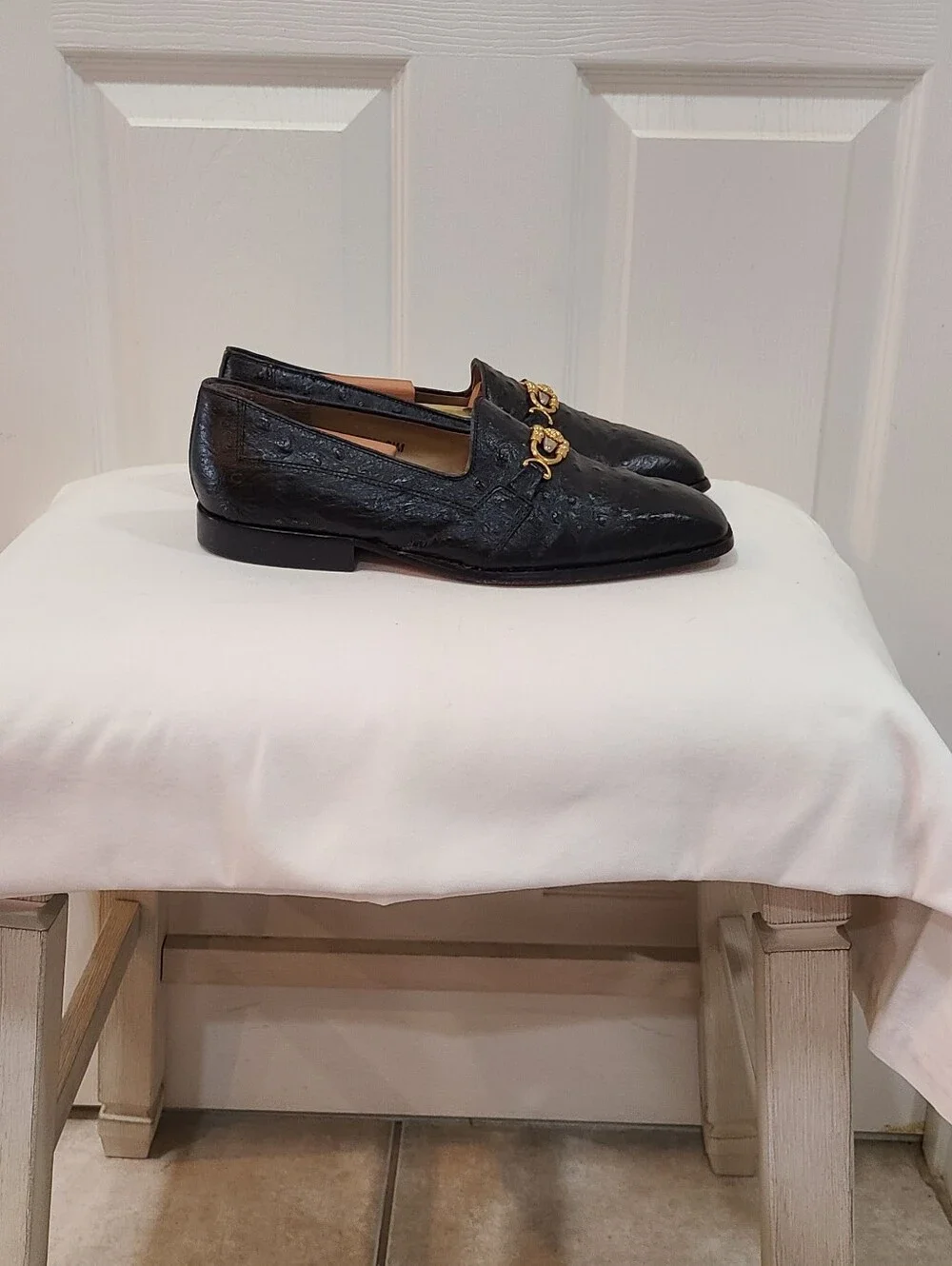 Giorgio Brutini Black Leather Slip-On Loafers with Gold Accent 9.5